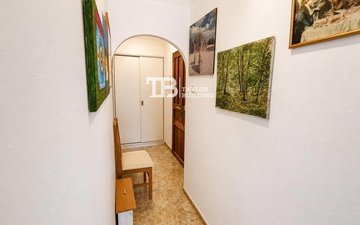 Property slide 10