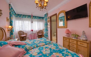Property slide 19