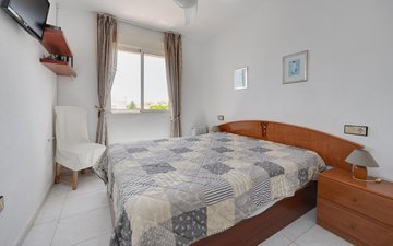 Property slide 22