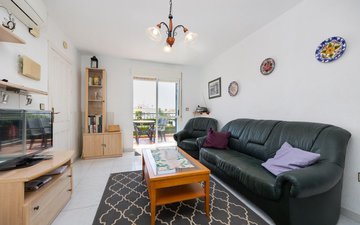 Property slide 27