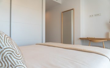 Property slide 40