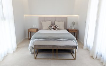 Property slide 10