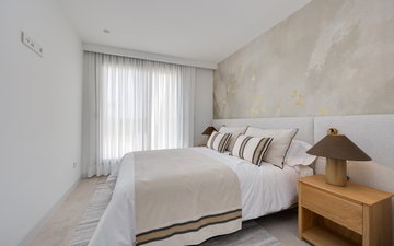 Property slide 25