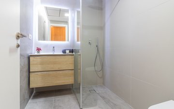 Property slide 36