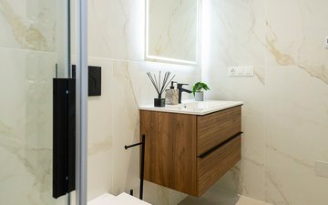 Property slide 20