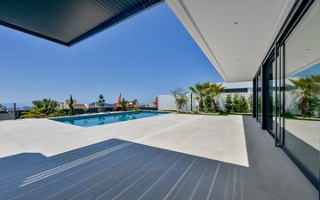 Property slide 10