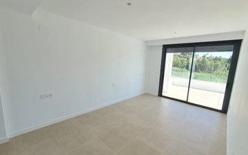 Slajd nieruchomości 16