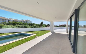 Slajd nieruchomości 12