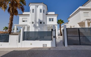 Property slide 18