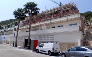 Property slide 25