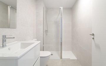 Property slide 16