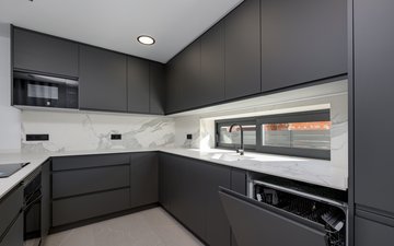 Property slide 21