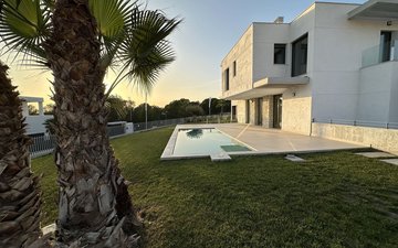 Property slide 24