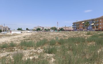 Property slide 33