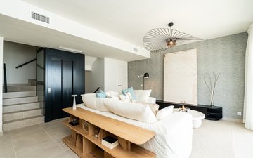 Property slide 8