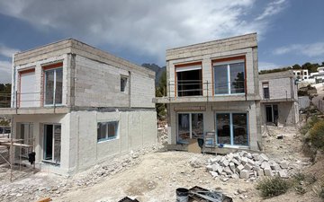 Property slide 44