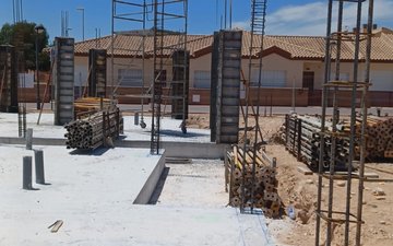 Property slide 14