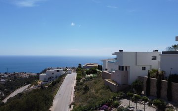 Property slide 21