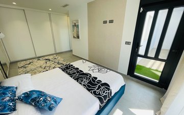 Property slide 31