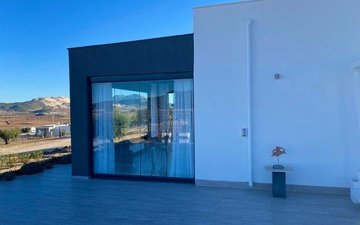 Property slide 25