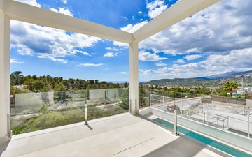 Property slide 19