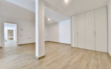 Property slide 25