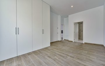 Property slide 43