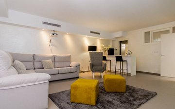 Property slide 44