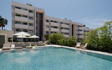 Property slide 10