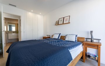 Property slide 16
