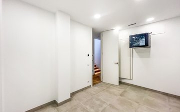 Property slide 45