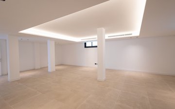 Property slide 31