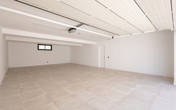 Property slide 34