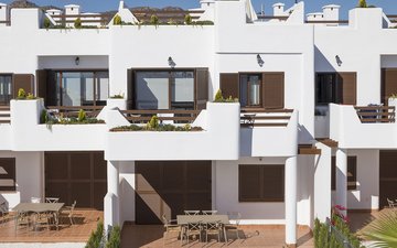 Property slide 10