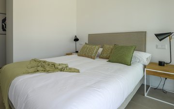 Property slide 21