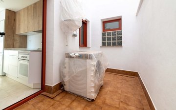 Property slide 18