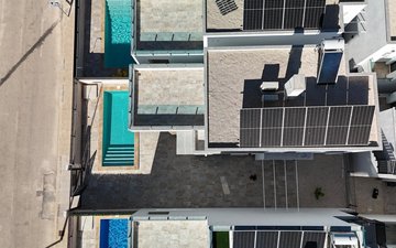 Property slide 18