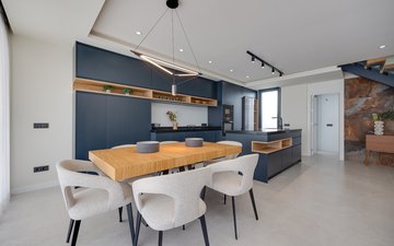Property slide 32