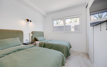 Property slide 35
