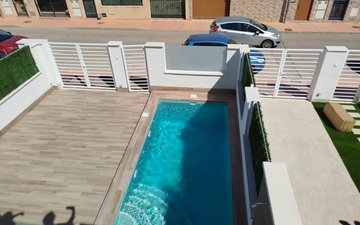 Property slide 14