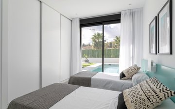 Property slide 10
