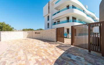 Property slide 18