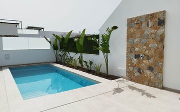 Property slide 20