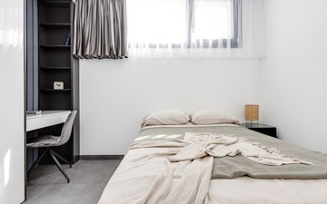Property slide 25