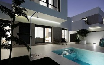 Property slide 18