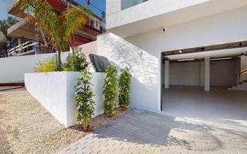 Property slide 28