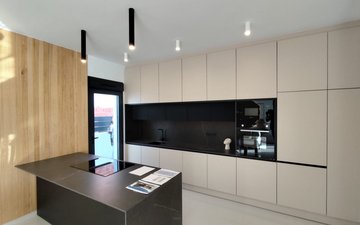 Property slide 6