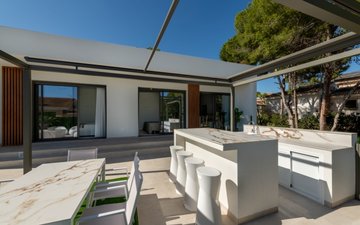 Property slide 16