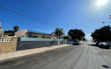 Property slide 9