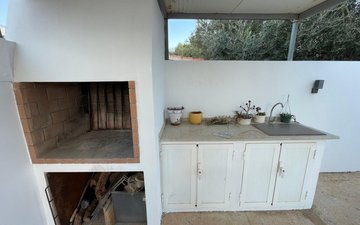 Property slide 20